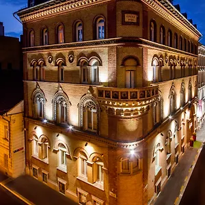 Museum 4*, Budapest Hungary